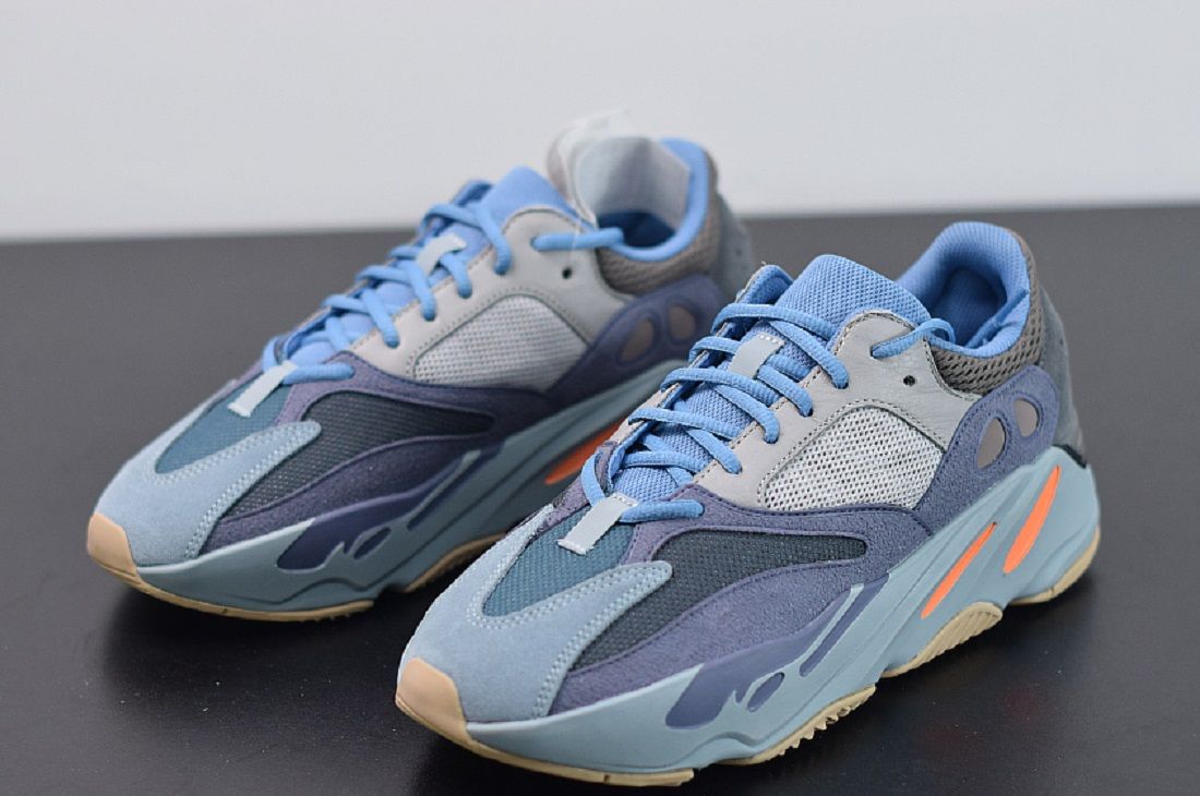 Fake Yeezy 700 Carbon Blue for Sale UK (3)